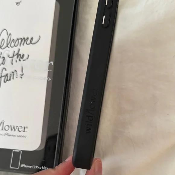 Wildflower 13 Pro Max Red and White Floral Phone Case - Picture 3 of 4